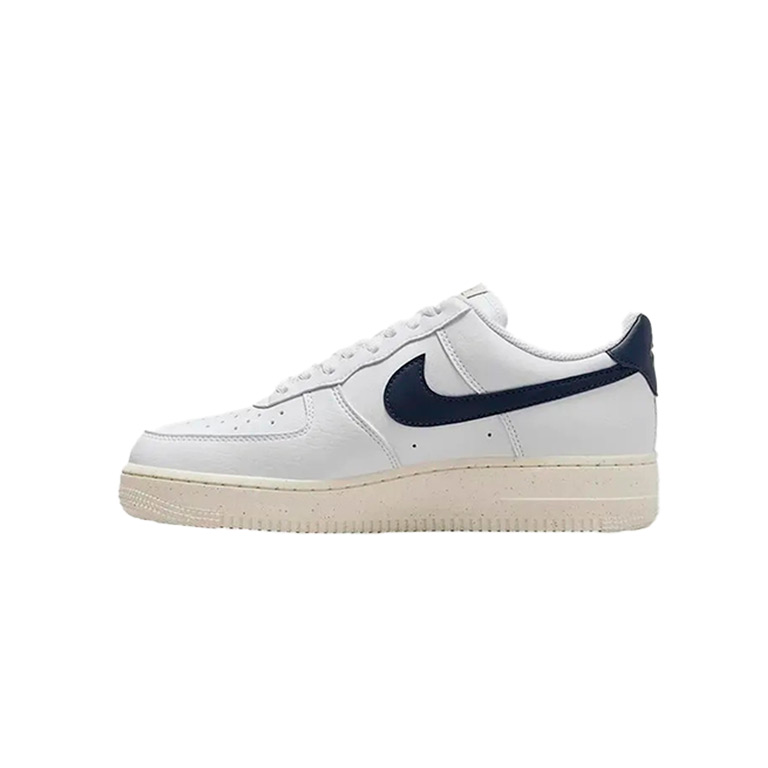 Nike Air Force 1 '07